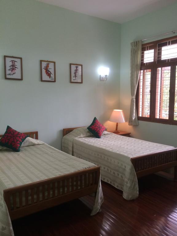 Ma Ma Guest House Mandalay Exterior photo