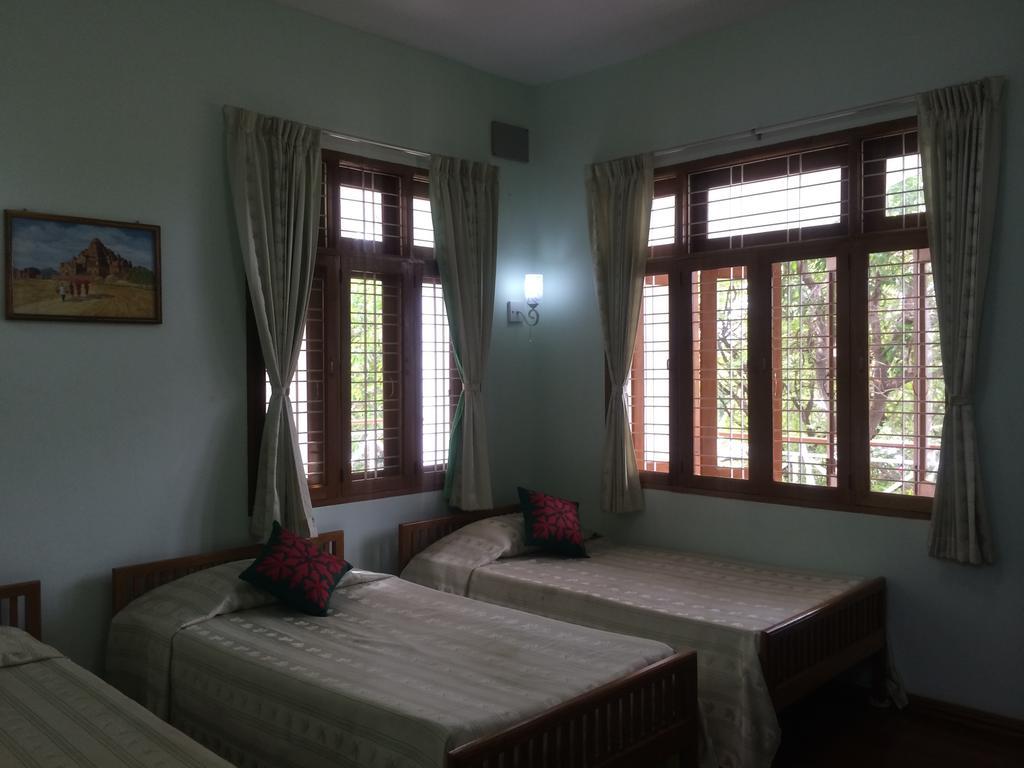 Ma Ma Guest House Mandalay Exterior photo